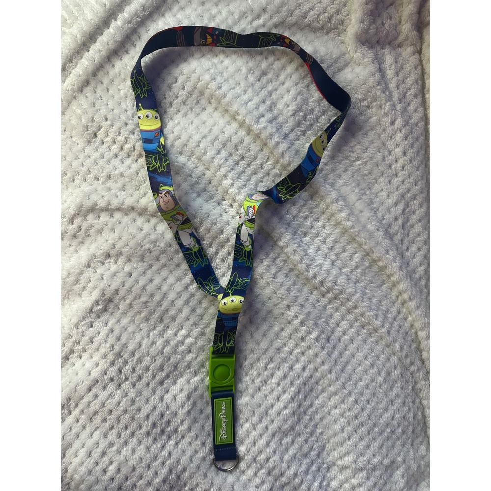 Disney Parks Toy Story Buzz Lightyear Alien Lanyard Pin Trading Detachable Clip